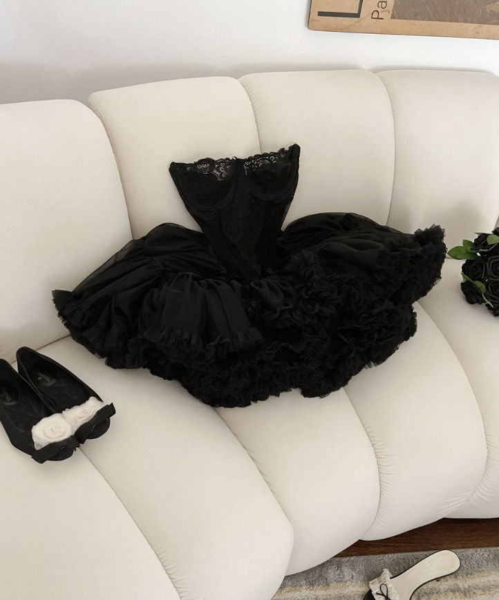 Cute Ball Gown Strapless Black Ruffles Lace Homecoming Dress Short Birthday Outfits fg7243