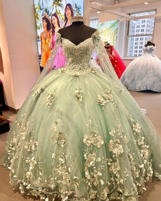 Elegant Ball Gown Quinceanera Prom dresses Applique Lace Sweet 16 Formal Dress fg4051