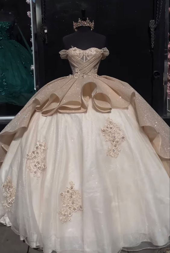 Luxury Quinceanera Dresses Applique Corset Ball Gown Prom Sweet 16 Dress fg2493
