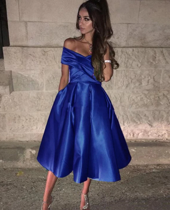 Royal Blue Knee Length Off the Shoulder Girls Homecoming Dress Short Graduation Dress fg642