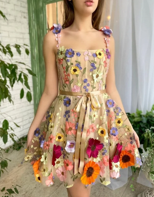 Short wedding dress with beautiful 3d flowers. Unique strapless short Homecoming Dress fg691