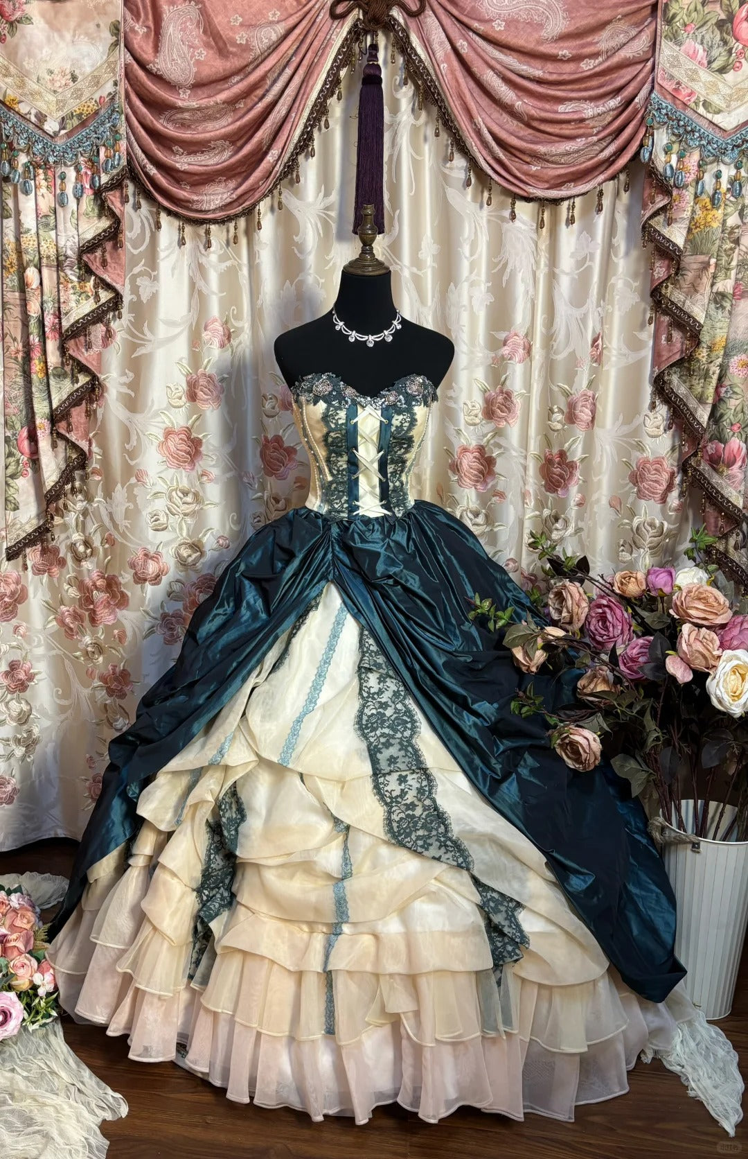 A Line Quinceanera Dress Ball Gown Tulle Sweet 16 Dress      fg7342