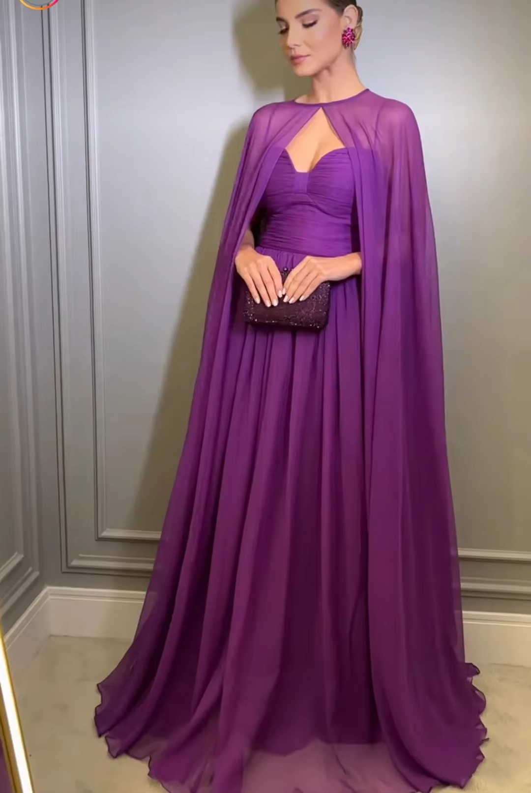 Elegant Purple Chiffon Long Evening Dress with Cape A-Line Pleated Floor Length Formal Prom Gown     fg7269