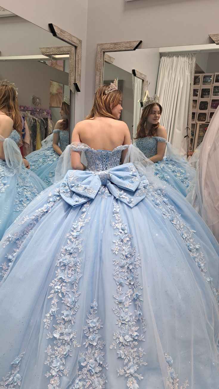 Light blue quinceanera dress, ball gown 3D flower lace birthday party gown      fg6060