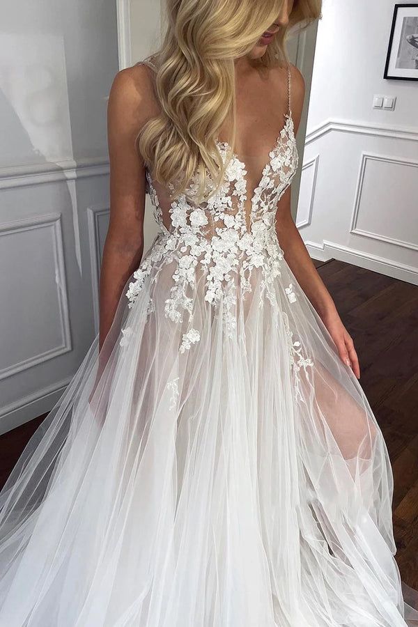 Spaghetti Straps V-Neck Lace Appliques A-line Tulle Rustic Wedding Dress With Slit      fg6416