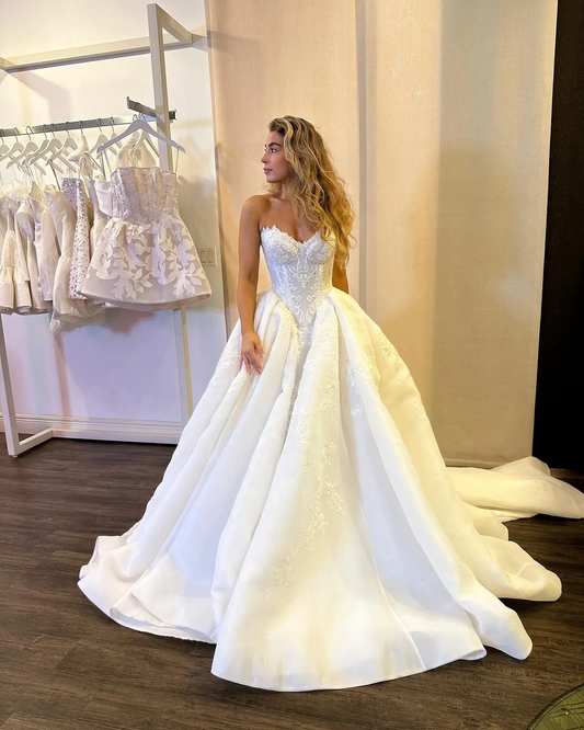 A-line Wedding Dress Sweetheart Bridal Gowns Lace Appliques Bride Dresses      fg5992