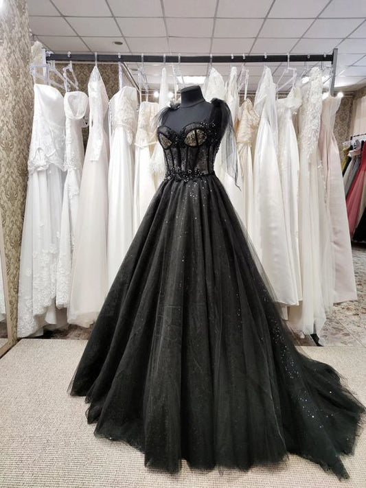 Black Wedding Dresses with Beaded Lace Appliques    fg2666